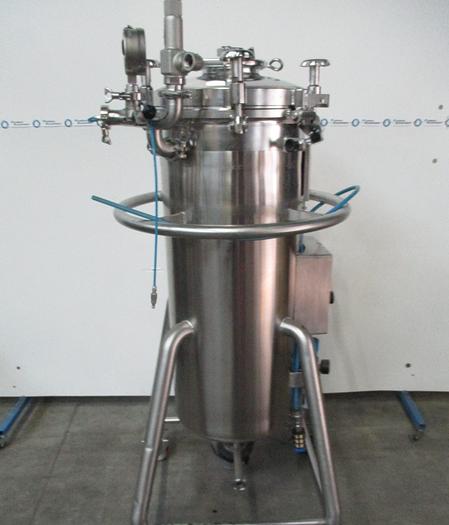 Used 1999 E T A 126 litres inox