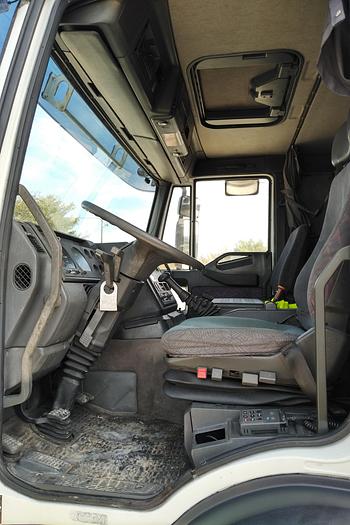 Usado 1998 IVECO Eurotech 190E27 R curtainsider
