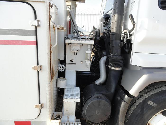 Used 2004 TEREX commander 4045
