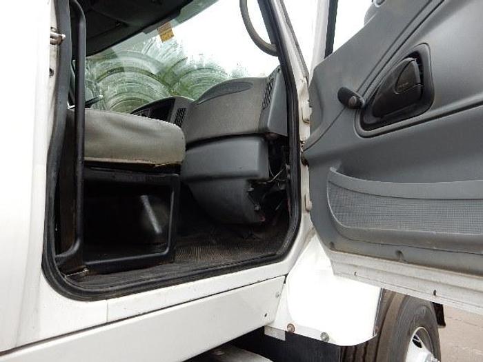 Used 2005 International 7600- Stock #: 8688