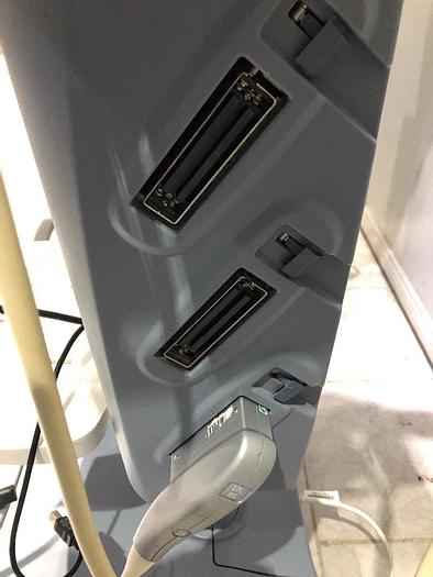 Gebraucht GE Voluson i BT14 tragbares Ultraschallsystem inklusiv Trolley mit 1 Sonde, ROM DVD