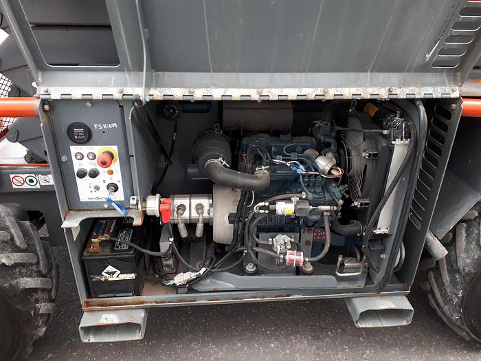 Used Skyjack SJ-6832RT