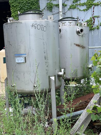 Used 200 GALLON/750 LITER MUELLER TANK – S/S – #6081