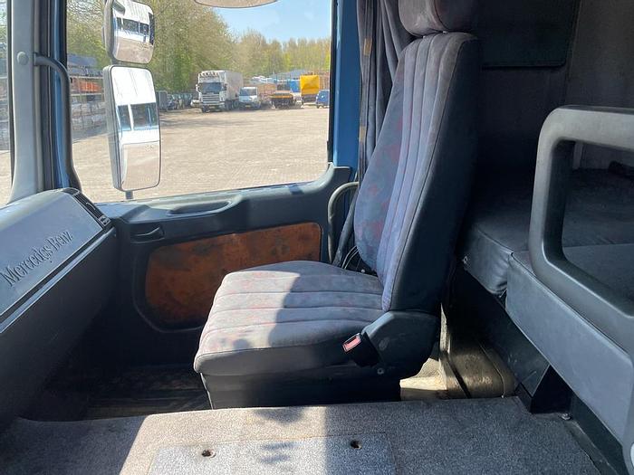 Gebruikt 1998 MERCEDES BENZ 1840 , 3 PEDALS , MANUAL GEAR