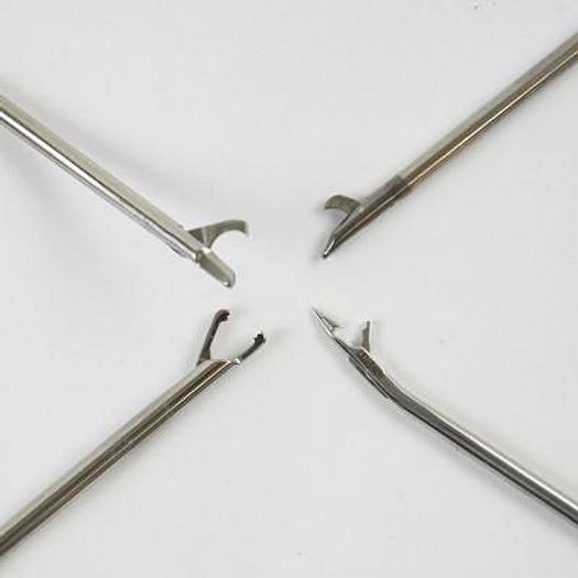 Usato KIT DE PINCES ET D'INSTRUMENTS POUR ARTHROSCOPIE