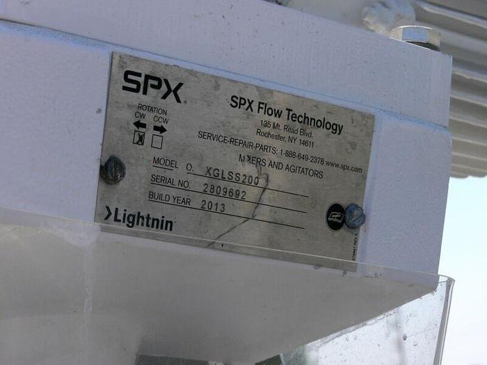 Used Feldmeier 4500 Liter 316L SS Jacketed Reactor w/ Agitator 30 PSI FV &100 PSI