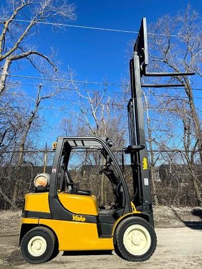Used 2013 YALE GLP050VX PNEUMATIC FORKLIFT