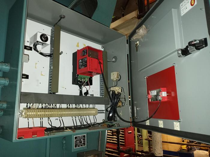 Used Cleaver Brooks CB200-500-150 500 HP 150 PSI Steam Boiler natural gas / oil