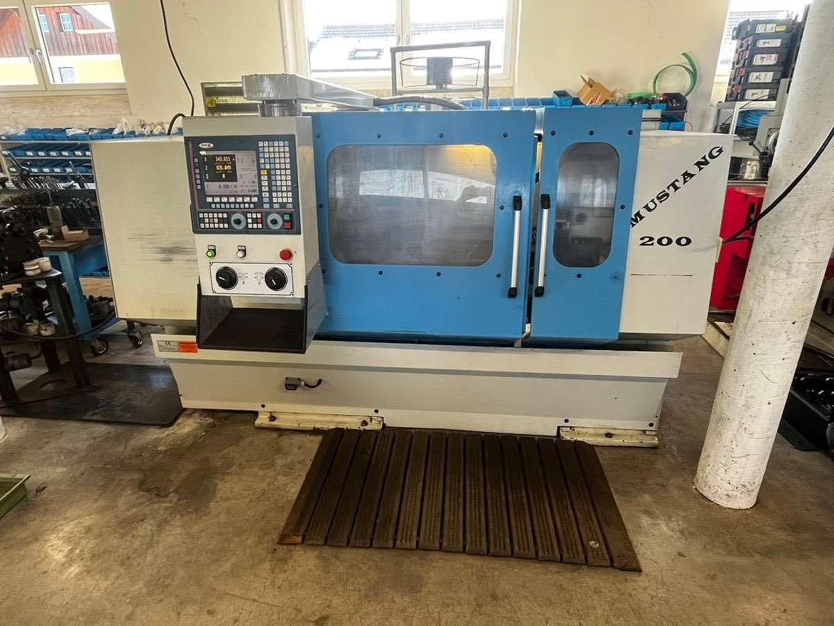 Used Pinacho Mustang 200 (2004) - CNC Turning center - Austria