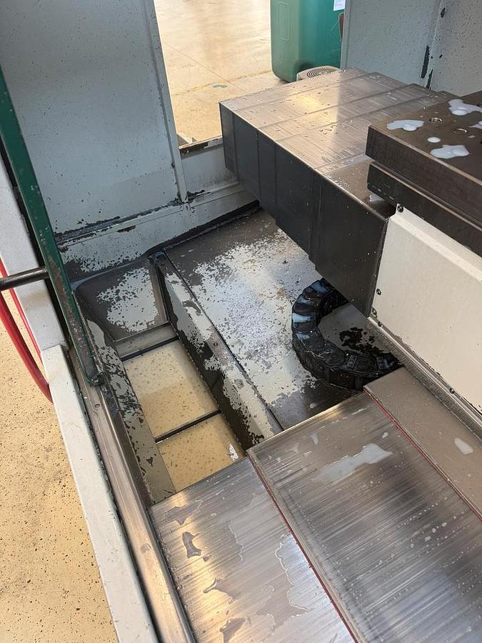 Used Bridgeport VMC 1000 XP Vertical Machining Center CNC, Heidenhain Control, Lich, Germany