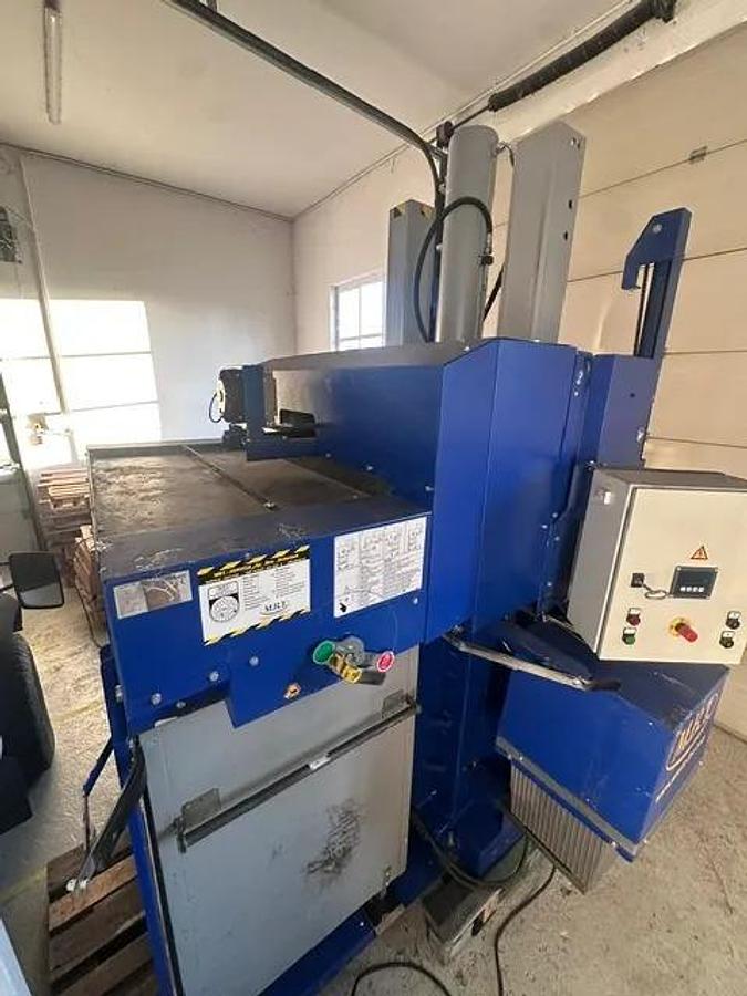 Used 2017 Strautmann AutoLoadBaler - Semi-automatic Baler