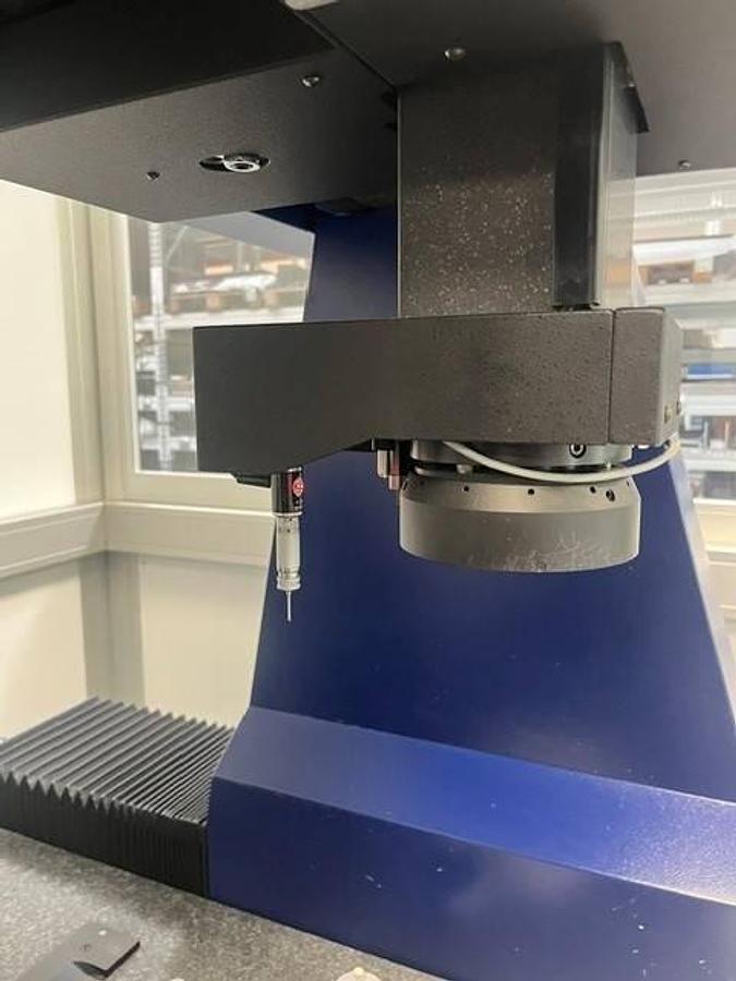 Used Werth Scope-Check 3D CNC/Z 650x750x500, 3D CNC multi-sensor coordinate measuring machine, Lienz, Austria