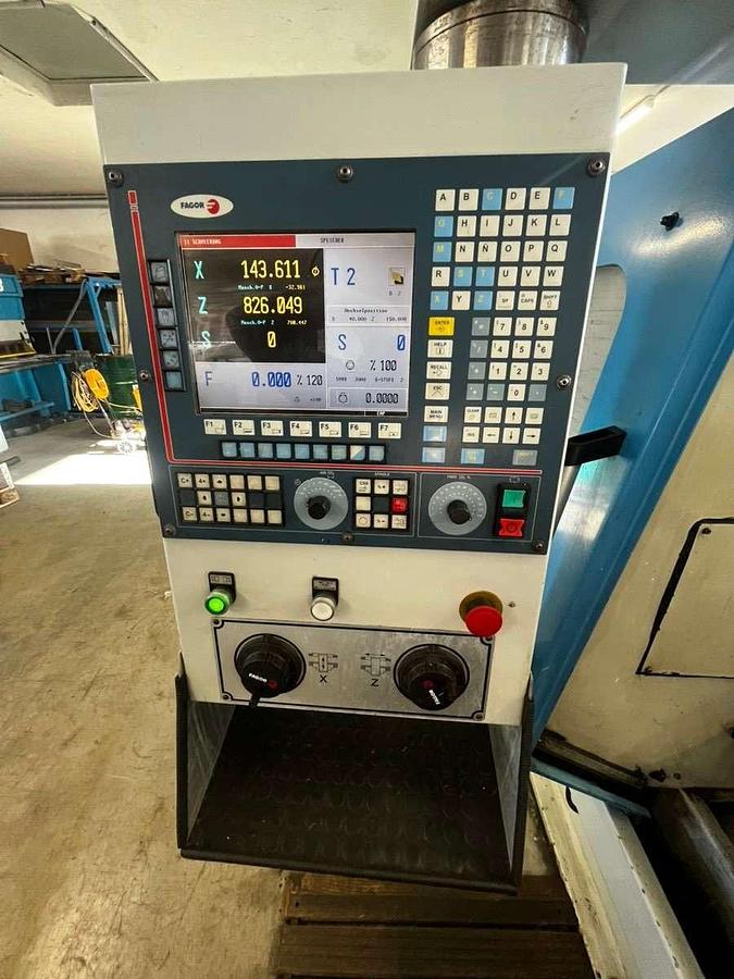 Used Pinacho Mustang 200 (2004) - CNC Turning center - Austria