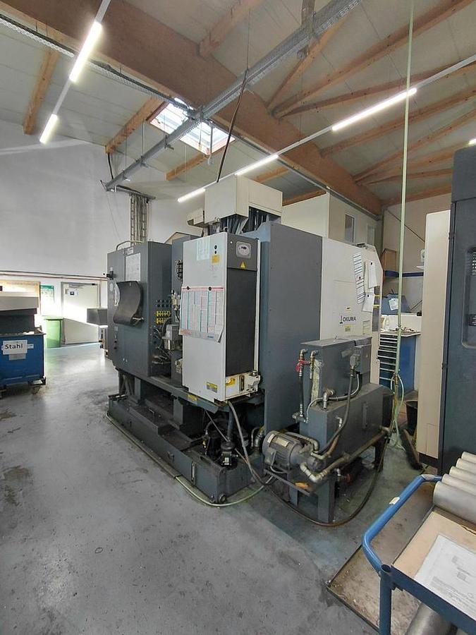 Used Okuma Genos M560 V (2011) Vertical machine CNC for metalworking - Hofgeismar, Germany