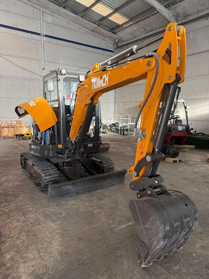 TK 40 Kubota 3-cylinder engine from 2025