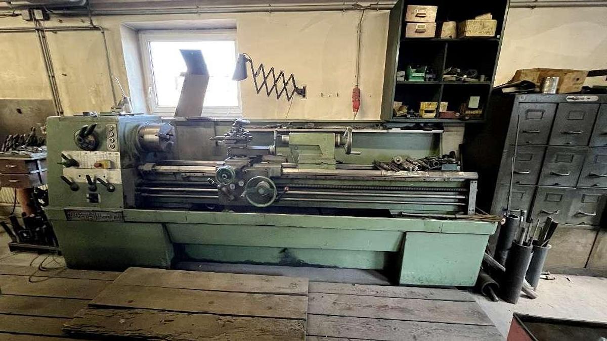 Used Colchester Mascot 1600 -  Conventional Lathe - Austria