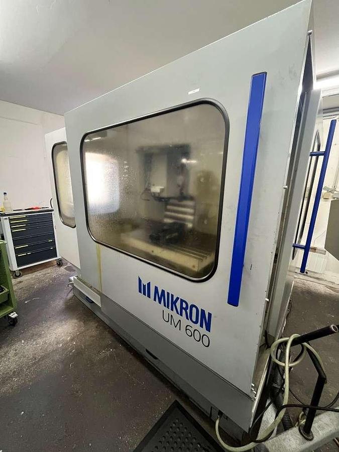 Used Mikron UM 600 TCN 410 426 (1998) Vertical machining center for metalworking - Innsbruck, Austria