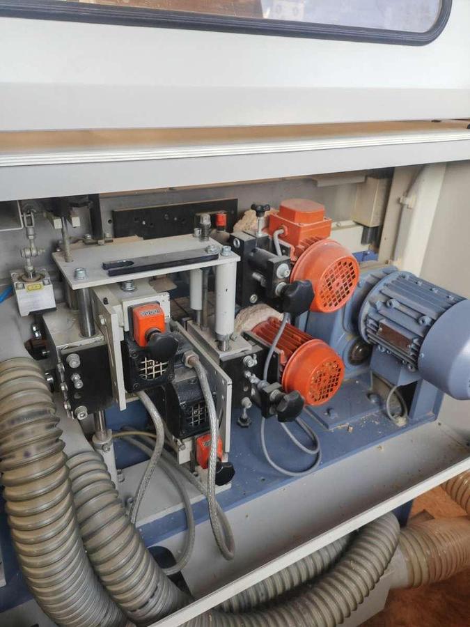 Used Hebrock AKV3003 (1999) - Edgebanding for woodworking - Matrei am Brenner, Austria