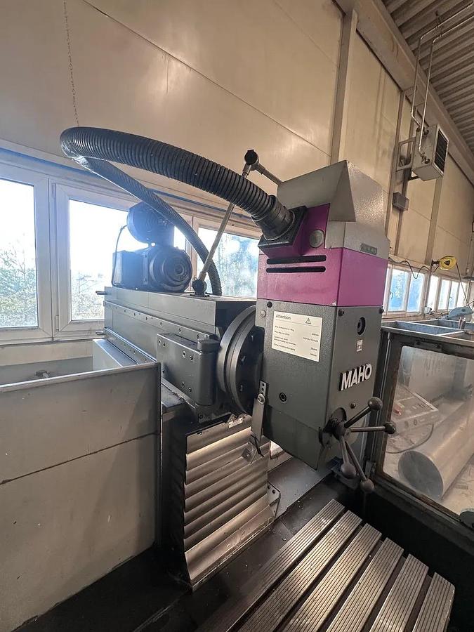 Used 1992 Maho MH 600 W - CNC Universal Milling Machine, Austria