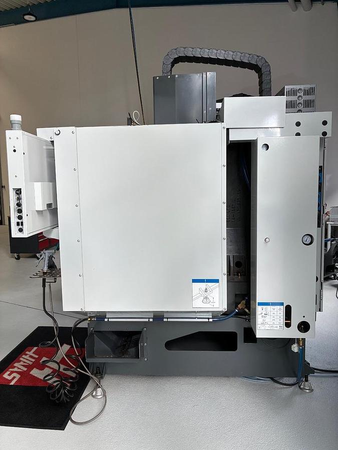 Used Haas Minimill 3 Axis (2018) - CNC Verical machine for metalworking - Hartmannsdorf, Germany