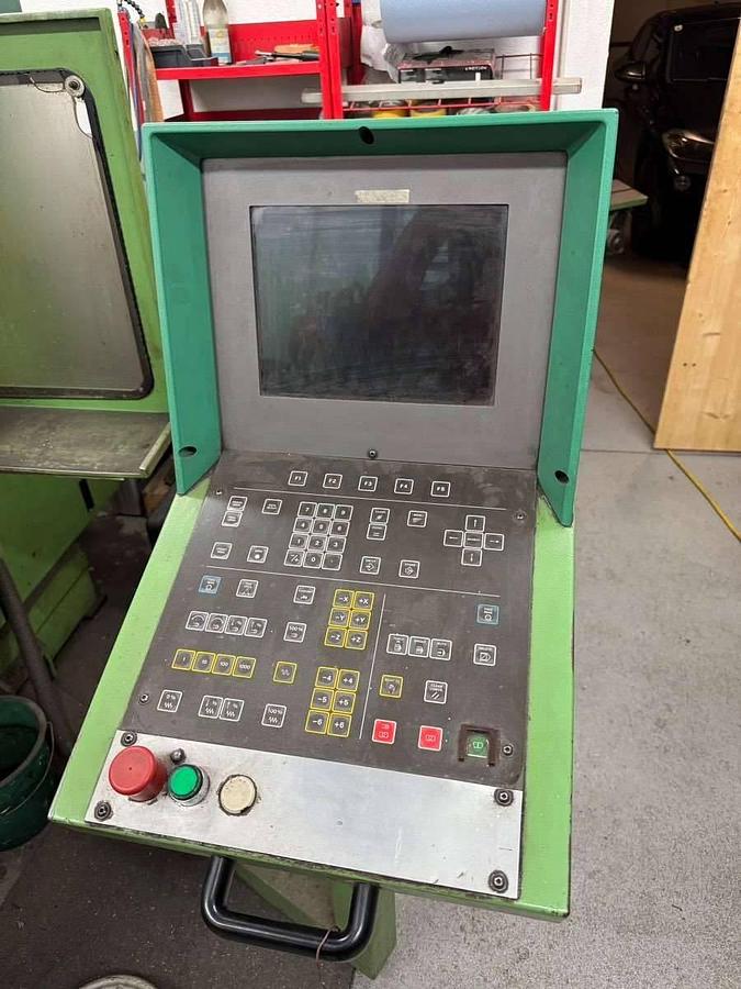 Used Maho MH 600 E (1986) Industrial CNC Universal Milling Machine, Tirol, Austria