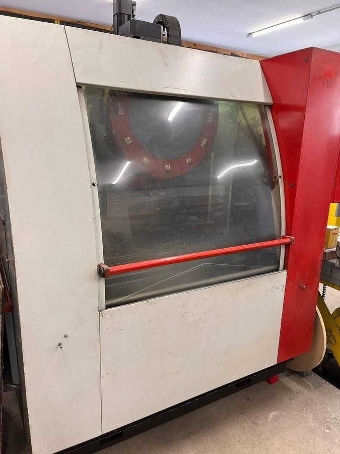 Used Emco VMC 300 Vertical CNC Milling Machine, Siemens Control, Raab, Austria