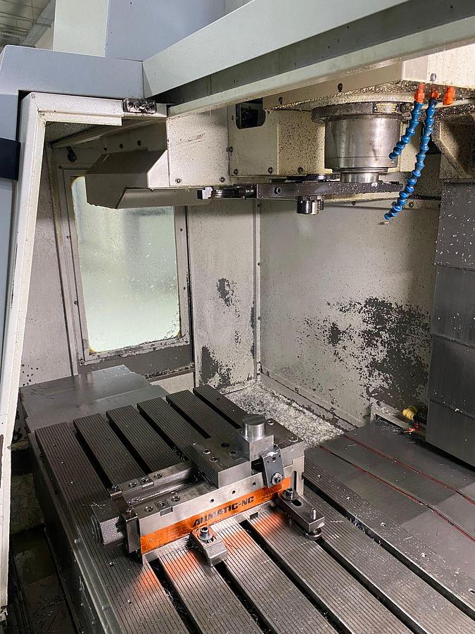 Used 2004 Bridgeport VMC 1000 XP2 - CNC Vertical machine