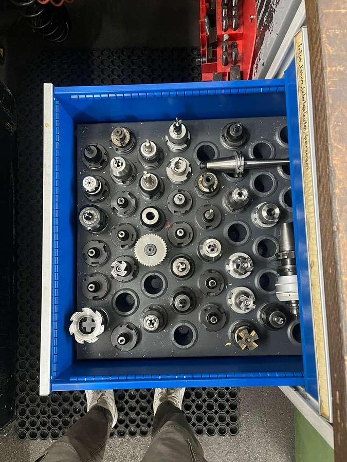 Used Hurco VMX1 (2004) - Vertical machining center - Austria