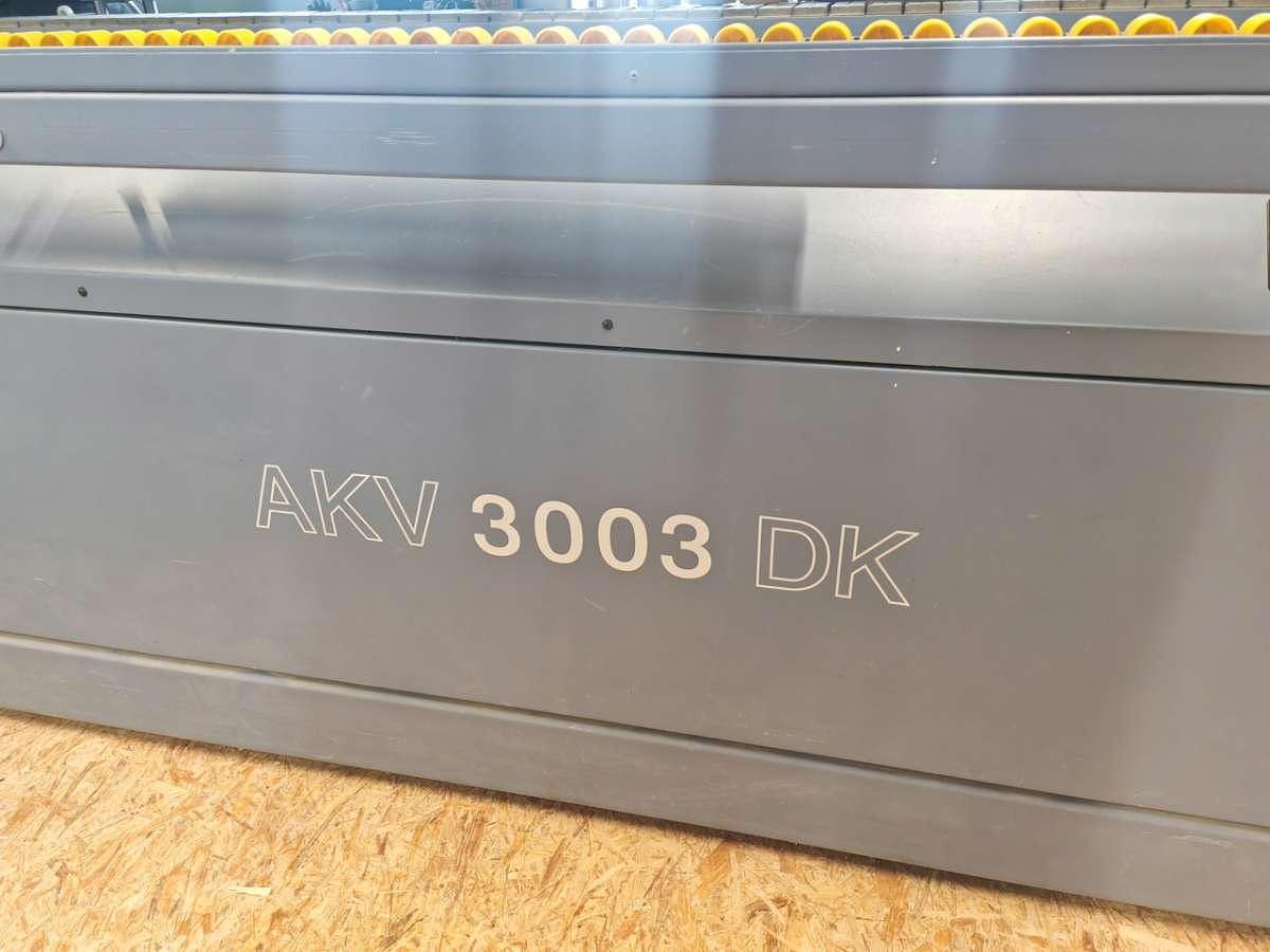 Used Hebrock AKV3003 (1999) - Edgebanding for woodworking - Matrei am Brenner, Austria