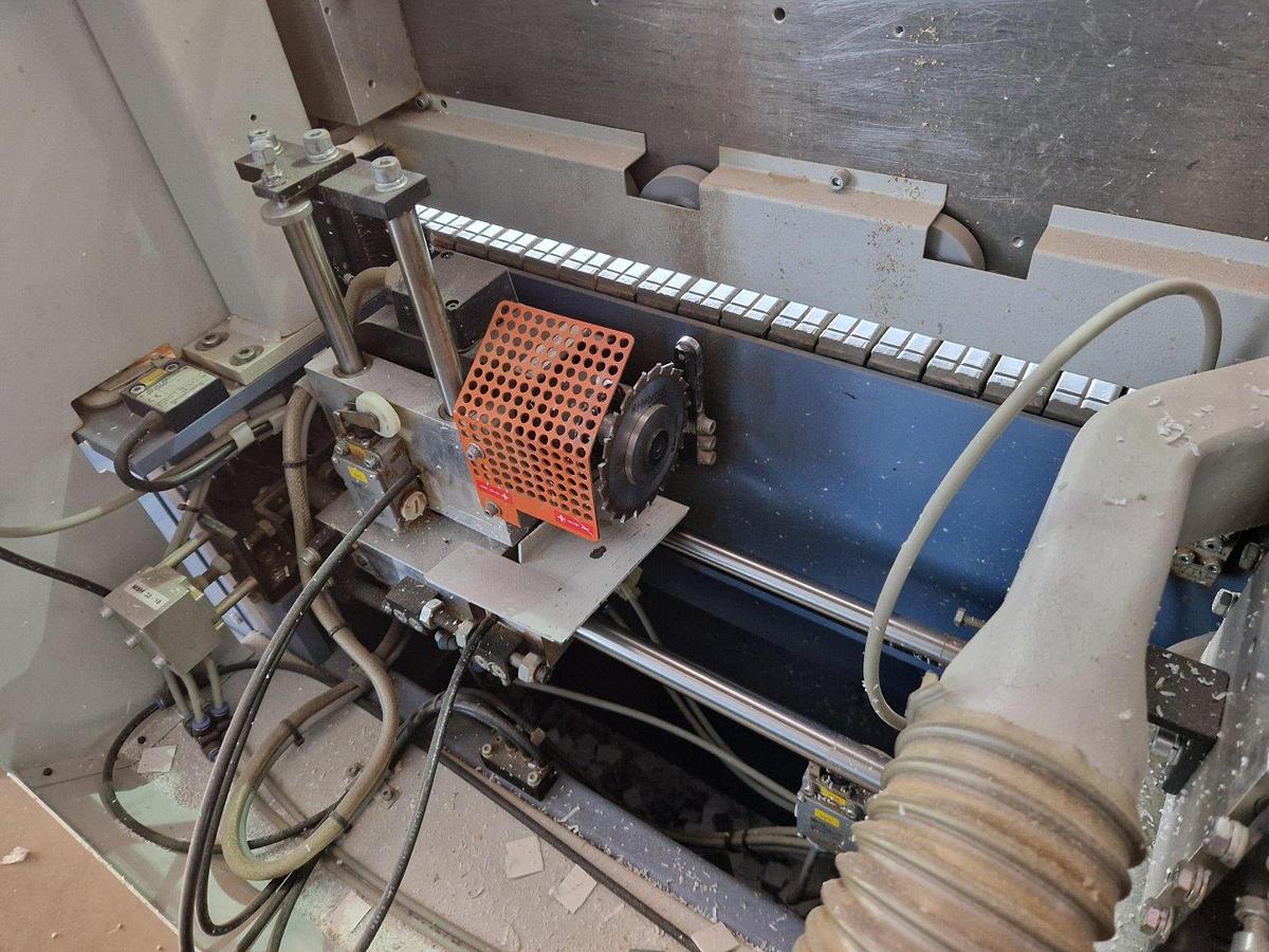Used Hebrock AKV 3005 DK F (2004) Edgebanding for woodworking - Gehrde, Germany
