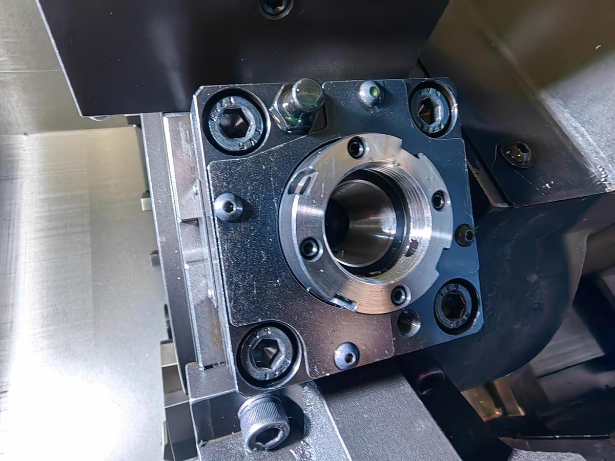 Used Doosan Puma GT 2100M (2017) - CNC Turning center - Romania