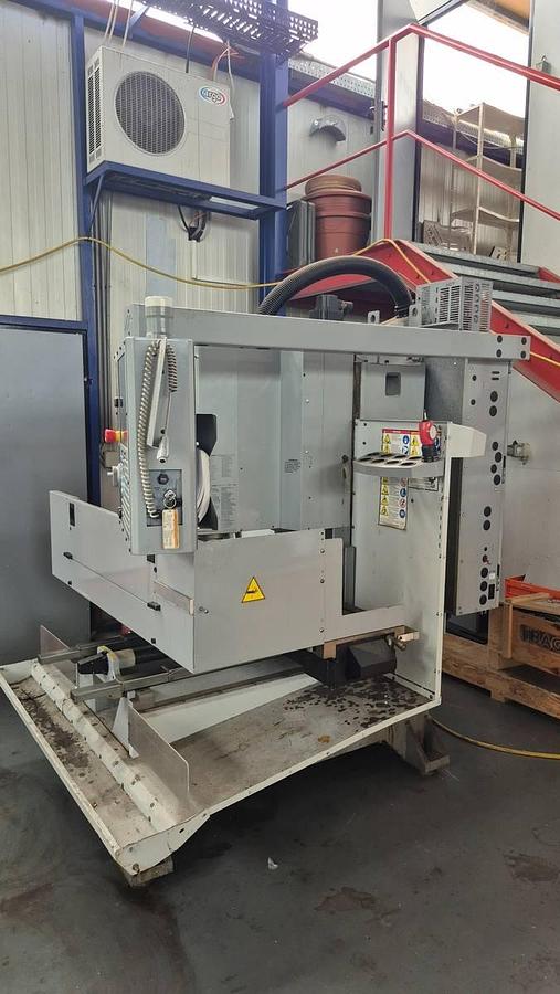 Used Haas TM3 (2008) CNC Vertical machining center / Milling machine, Leitendorf, Austria
