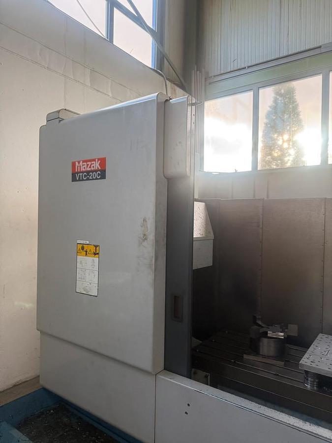 Used Mazak VTC 20C (1998) CNC Vertical machining center, Müllheim, Germany