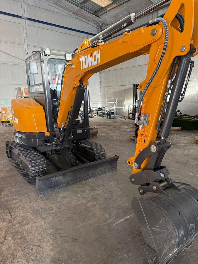 TK 40 Kubota 3-cylinder engine from 2025