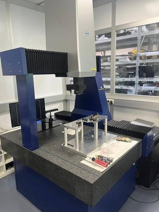 Used Werth Scope-Check 3D CNC/Z 650x750x500, 3D CNC multi-sensor coordinate measuring machine, Lienz, Austria