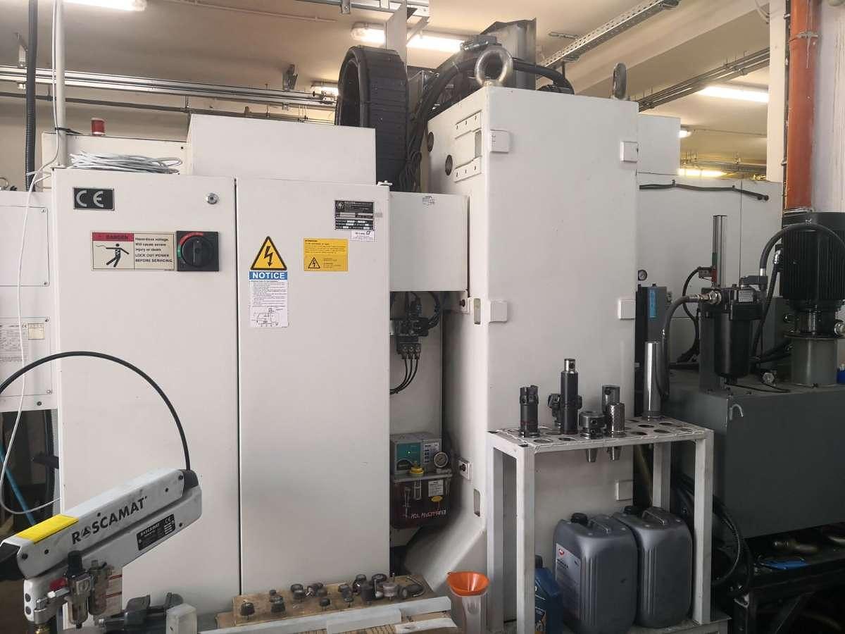 Used Chevalier 2443 VMC (2010) - Vertical Machine center - Hungary