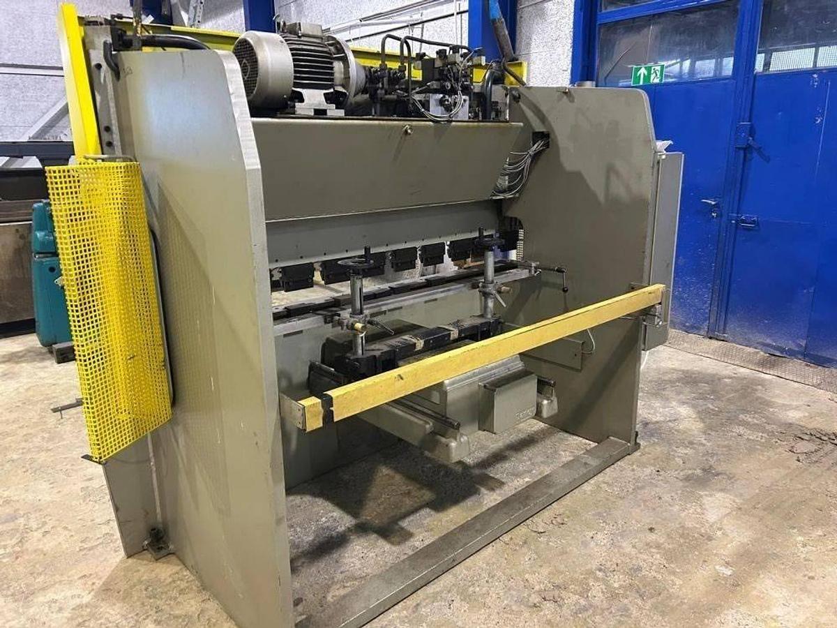 Used Darley EHP 50 25/20 - Pressure brake 2500 mm x 50 t, 3 axes, Böheimkirchen, Austria