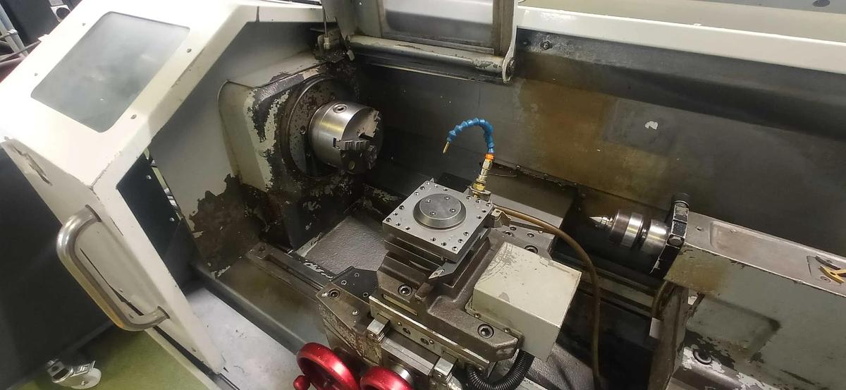 Used Haas TL1 HE (2006) CNC Turning machine for metalworking - Lewickie, Poland