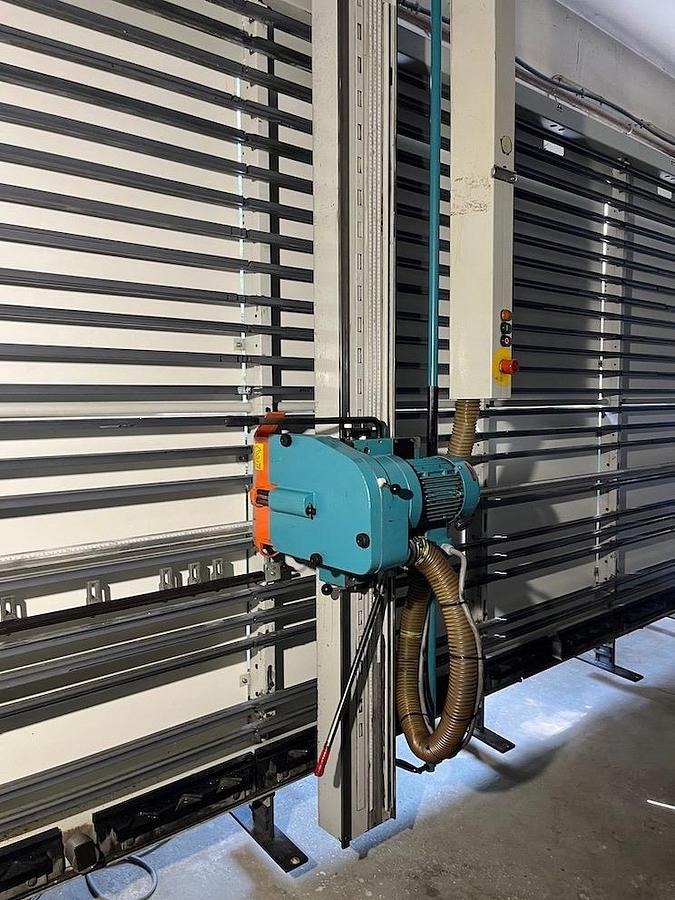 Used Holzher 1265 SuperCut (2000) - Vertical panel saw - Poland