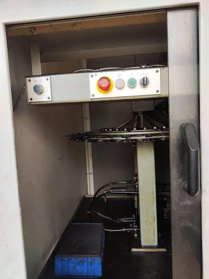 Used Deckel Maho DMC 70 V