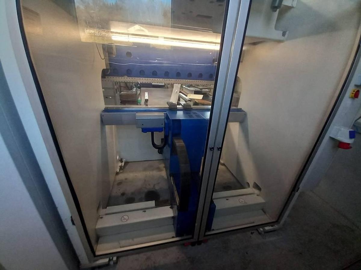 Used Trumpf TrumaBend V85 (2001) Industrial Press Brake Machine, Sankt Bartholomä, Austria