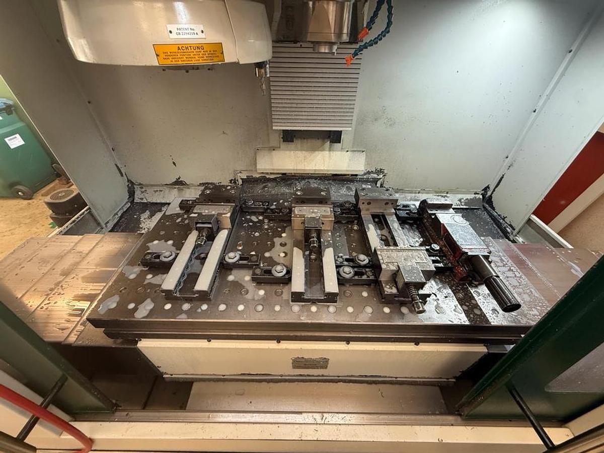 Used Bridgeport VMC 1000 XP Vertical Machining Center CNC, Heidenhain Control, Lich, Germany