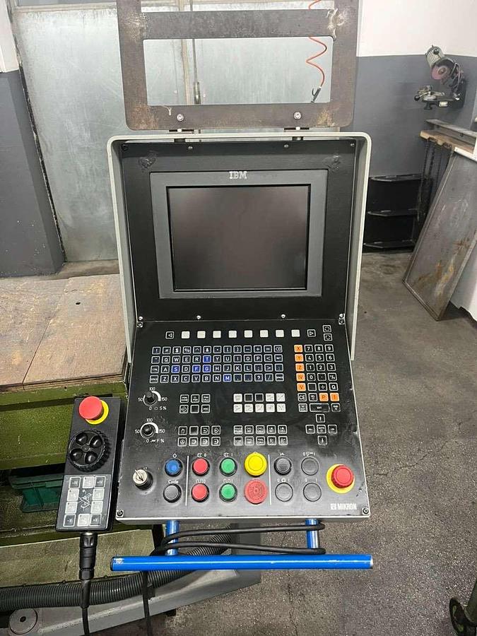 Used Mikron UME600 (1995) - Vertical machinig center - Austria