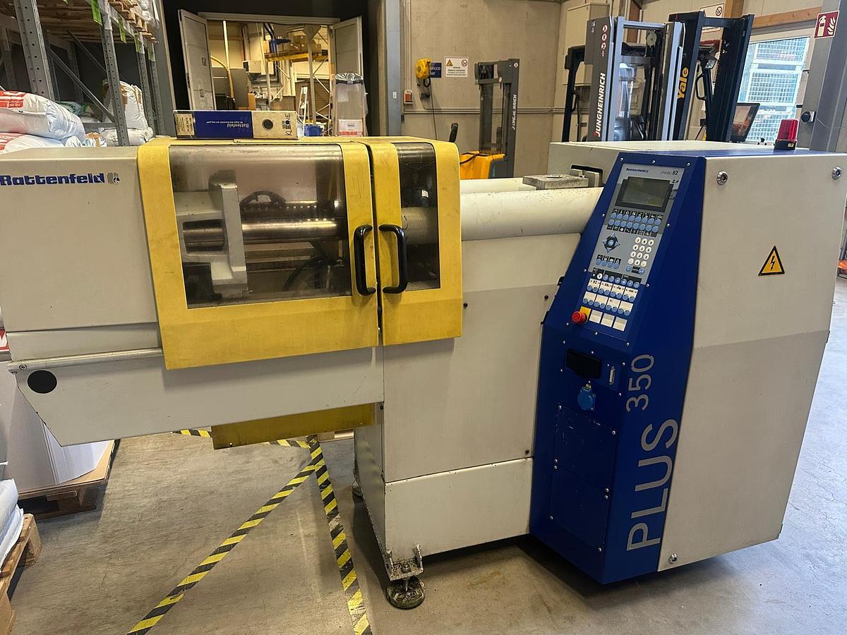 Used Battenfeld PLUS 35/75 (2002) Plastic Injection Molding Machine – Altenmarkt im Pongau, Austria