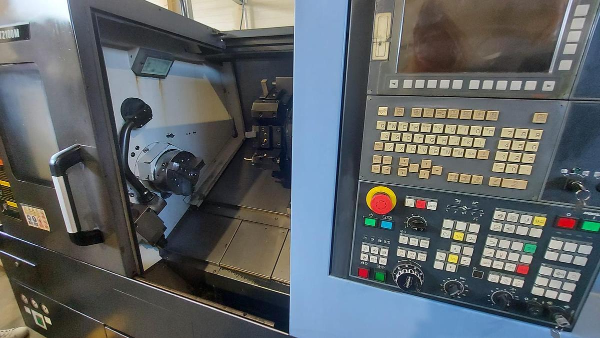 Used Doosan Puma GT 2100M (2017) - CNC Turning center - Romania