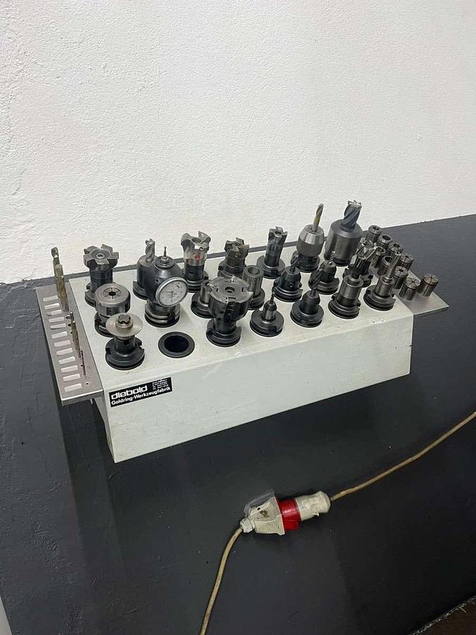 Used CMC FU 1E (1989) - Universal milling machine - Austria