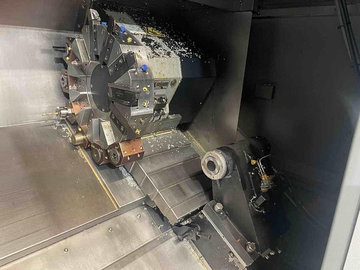 Used 2019 Hurco TM8i - Toruń, Poland