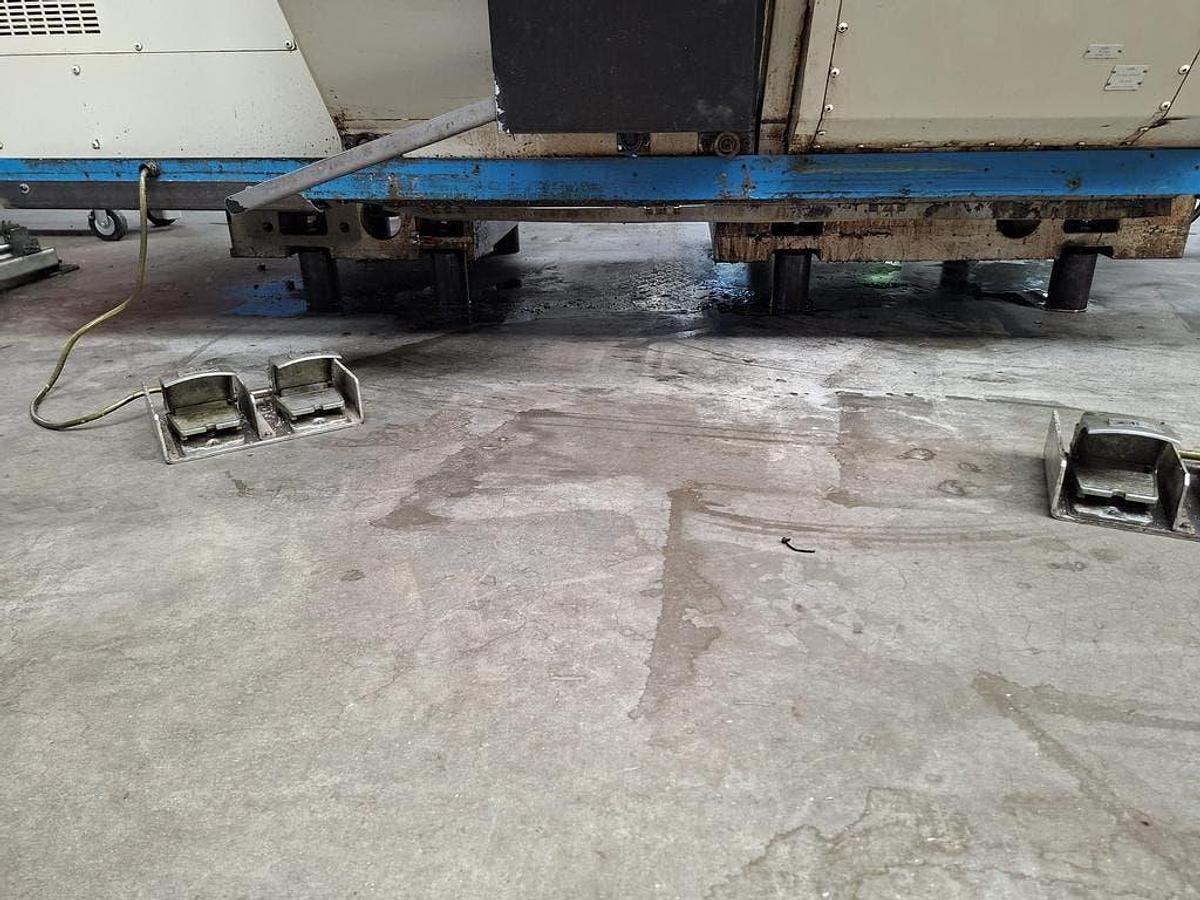 Used Okuma LT10 (2000) Centro de torneado CNC, Drachten, Países Bajos