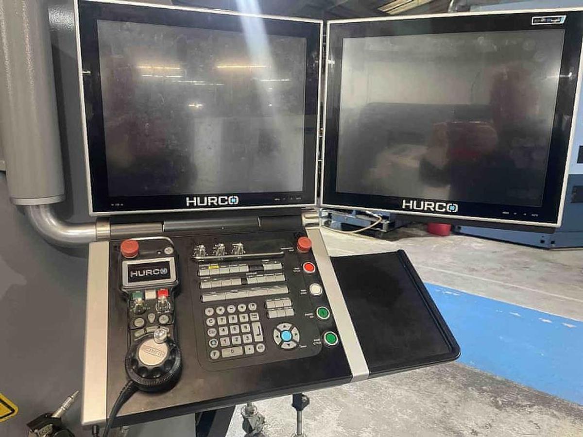 Used 2019 Hurco TM8i - Toruń, Poland