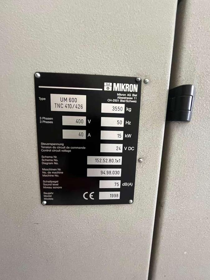 Used Mikron UM 600 TCN 410 426 (1998) Vertical machining center for metalworking - Innsbruck, Austria